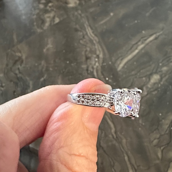 Joan Boyce Sterling Silver Large Anniversary Ring Faux Diamonds New Sz 5 - Picture 6 of 10